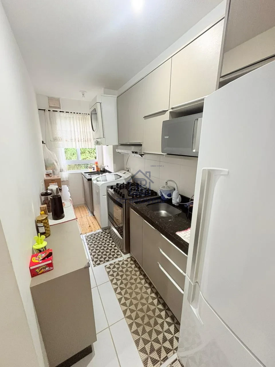 Imagens do imóveis LINDO APARTAMENTO SEMI MOBILIADO À VENDA NO PARQUE GUARANI